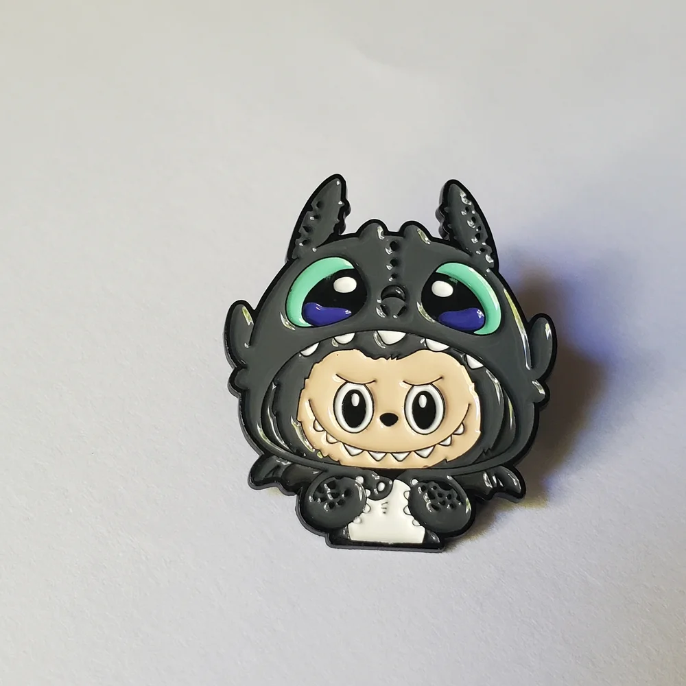 HTTYD Toothless Labubu Enamel Pin - Picture 1 of 2